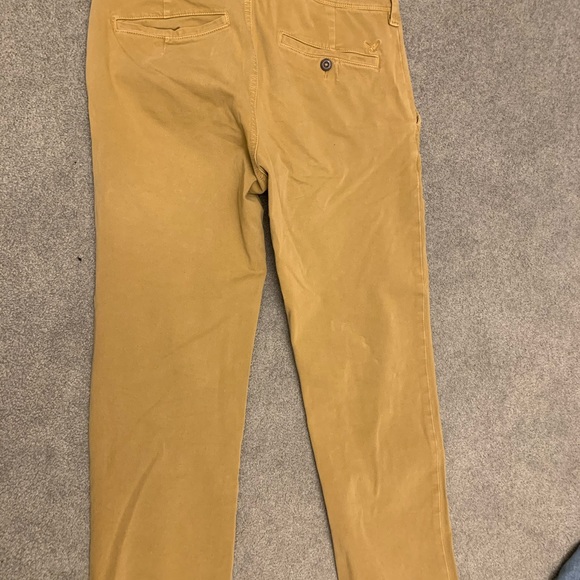 American eagle khakis - Picture 3 of 3